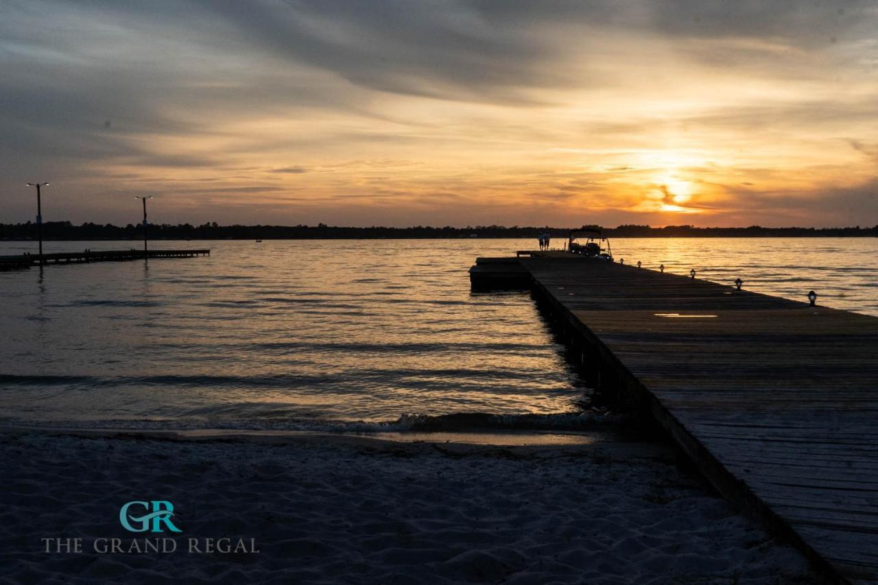 The Grand Regal Resort Elizabethtown Buitenkant foto